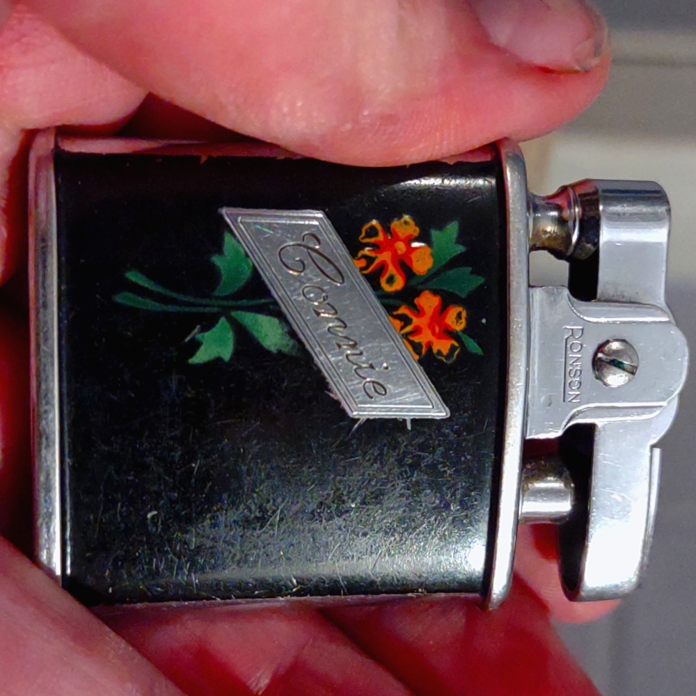 1937 Vintage Ronson gem